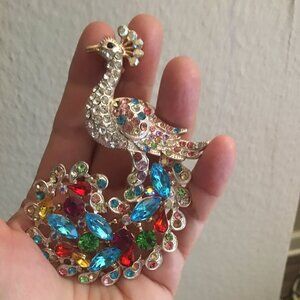 HUGE Colorful Peacock Pendant Necklace - NEW  Drawer 6